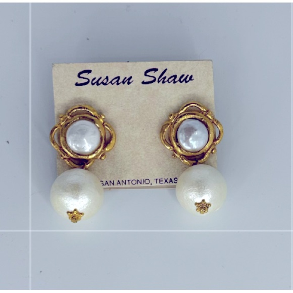 Susan Shaw Gold Genuine Freshwater Coin and Cotton Pearl drop earrings